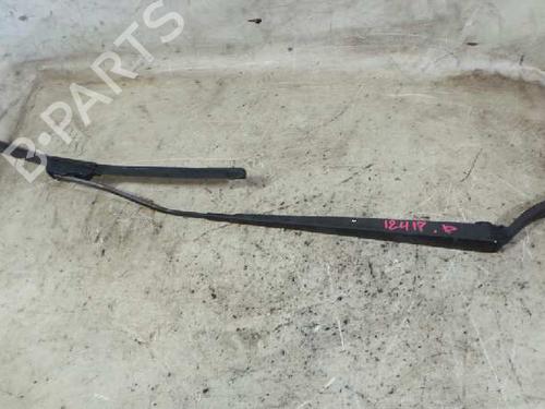 Used Front windshield wiper arm KIA SORENTO I (JC) 2.5 CRDi (170 hp) 12610460