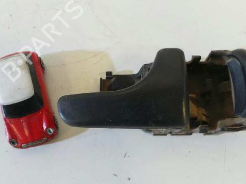 Used Front right interior door handle NISSAN TERRANO II (R20) 2.7 TD 4WD (101 hp) 15270803