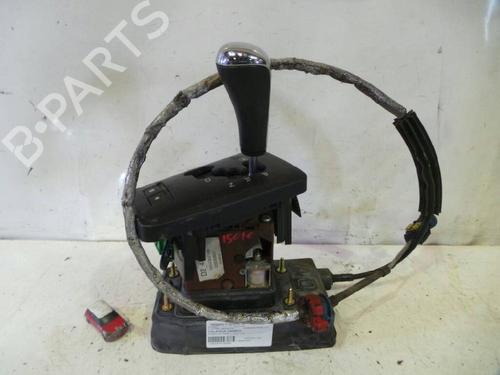 Used Gear lever PEUGEOT 407 (6D_) 2.0 (6DRFNB, 6DRFNE) (136 hp) 12622538