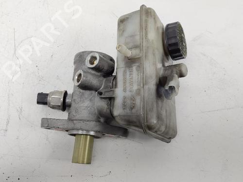 Used Brake master cylinder RENAULT LAGUNA II Grandtour (KG0/1_) 2.2 dCi (KG0F) (150 hp) 16073061