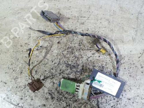 Used Heater resistor RENAULT MASTER PRO Platform/Chassis (HH__, UH__) [2005-2010]  21222610