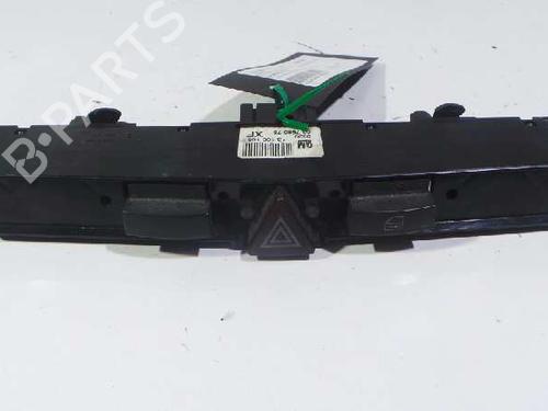 Used Warning switch FORD B-MAX (JK) 1.5 TDCi (75 hp) 12615130