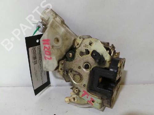 Used Rear left lock NISSAN X-TRAIL I (T30) [2001-2013]  12905812