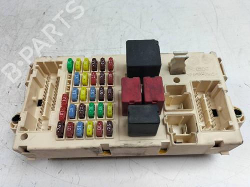 Used Fuse box NISSAN TERRANO II Van (R20) 2.7 TDi 4WD (125 hp) 13619343