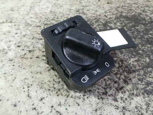 Used Headlight switch OPEL TIGRA (S93) 1.6 16V (F07) (106 hp) 12613086
