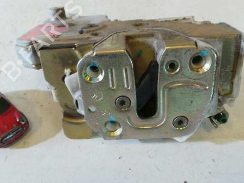 Used Front right lock NISSAN PRIMERA Hatchback (P11) 2.0 TD (90 hp) 12619801