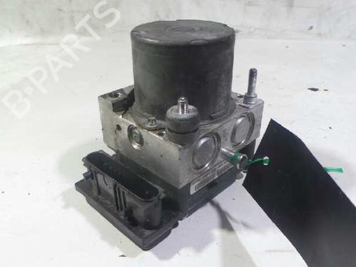 Used ABS pump NISSAN PRIMERA (P12) 2.2 Di (126 hp) 12614257