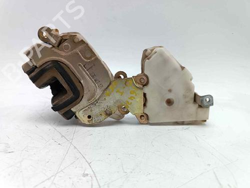 Used Front left lock NISSAN TERRANO II (R20) [1992-2007]  17626364