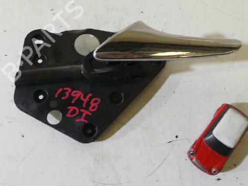 Used Front left interior door handle MERCEDES-BENZ VITO Bus (W639) 111 CDI (639.701, 639.703, 639.705) (109 hp) 15270871