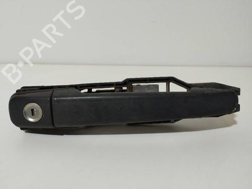 Used Front left exterior door handle MERCEDES-BENZ M-CLASS (W163) ML 270 CDI (163.113) (163 hp) 12626207