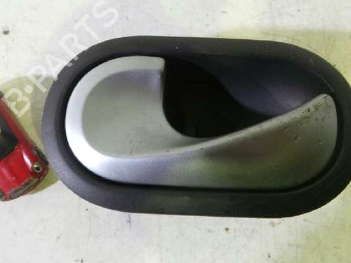 Used Front left interior door handle RENAULT CLIO III (BR0/1, CR0/1) 1.5 dCi (BR17, CR17) (86 hp) 15270895