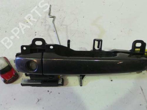 Used Front left exterior door handle TOYOTA COROLLA Verso (ZER_, ZZE12_, R1_) 2.0 D-4D (CUR10_, CUR10R) (116 hp) 12620319