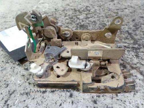 Used Front right lock RENAULT RAPID Box Body/MPV (F40_, G40_) 1.2 (F406, G40A) (55 hp) 12612227