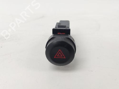 Used Warning switch KIA SORENTO I (JC) 2.5 CRDi 4WD (140 hp) 15769724