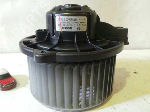 Moteur de chauffage TOYOTA AVENSIS (_T25_) 2.0 D-4D (ADT250_, ADT250R) (126 hp) 14242186