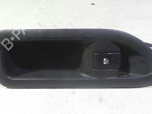 Used Right rear window switch RENAULT LAGUNA II Grandtour (KG0/1_) 1.9 dCi (KG0G) (120 hp) 15270464
