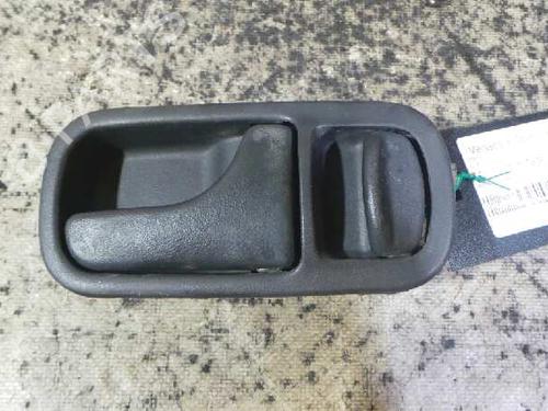 Used Front right interior door handle NISSAN PRIMERA Hatchback (P10) 2.0 16V 4x4 (116 hp) 15270250