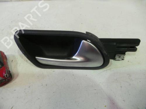 Used Rear right interior door handle VW GOLF V (1K1) [2003-2010]  15271174