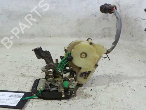 Used Front right lock KIA SORENTO I (JC) 2.5 CRDi 4WD (140 hp) 12610233