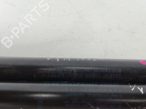 Tailgate lift support LAND ROVER RANGE ROVER SPORT I (L320) 2.7 D 4x4 | BP15585785C138 