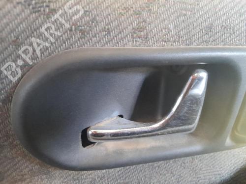 Venstre bak invendig håndtak LAND ROVER DISCOVERY II (L318) 2.5 Td5 4x4 | BP12625568I15 