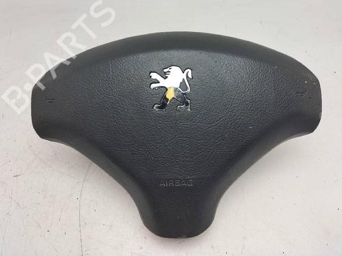 Used Driver airbag PEUGEOT 5008 (0U_, 0E_) 2.0 HDi 150 / BlueHDi 150 (150 hp) 12630478
