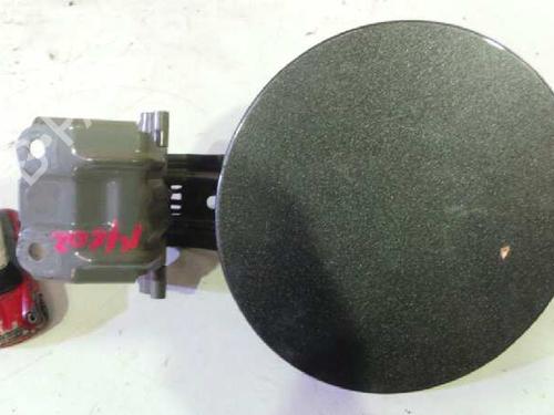 Used Fuel flap TOYOTA COROLLA Verso (ZER_, ZZE12_, R1_) 2.0 D-4D (CUR10_, CUR10R) (116 hp) 12620326