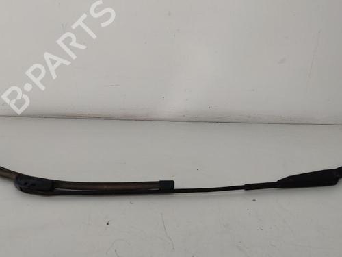 Used Front windshield wiper arm RENAULT TRAFIC II Platform/Chassis (EL) 1.9 dCi 100 (EL0C) (101 hp) 16055208