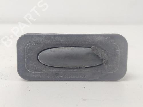 Used Tailgate handle RENAULT LAGUNA II Grandtour (KG0/1_) 1.9 dCi (KG1A, KG1W, KG0G) (110 hp) 15821155