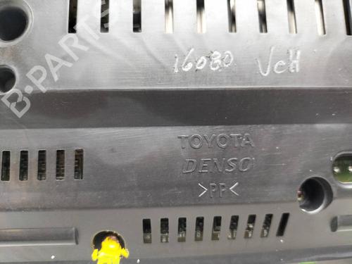 Instrument cluster TOYOTA AVENSIS Saloon (_T25_) 2.0 D-4D (CDT250_, CDT250R) | BP12629561C47 