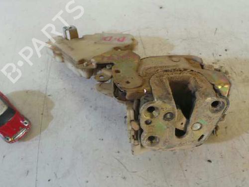 Used Front right lock NISSAN TERRANO II (R20) 2.7 TD 4WD (101 hp) 12618759