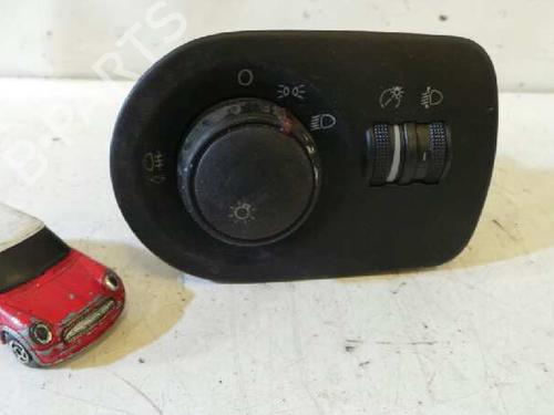 Used Headlight switch SEAT LEON (1P1) [2005-2013]  12618964