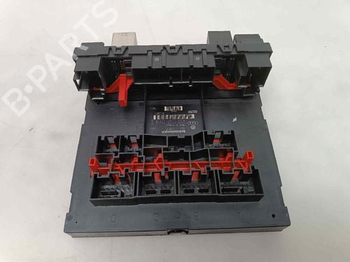 Zekeringkast VW TOURAN (1T1, 1T2) [2003-2010]  19111893