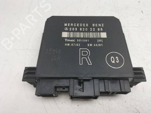 Used Electronic module MERCEDES-BENZ C-CLASS (W203) C 220 CDI (203.008) (150 hp) 12630311