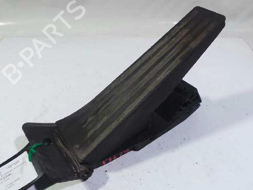 Used Pedal BMW 5 (F10) 520 d (190 hp) 15128719