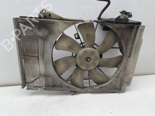 Køleventilator elektrisk TOYOTA YARIS (_P1_) 1.3 (NCP10, SCP12_) (86 hp) 13378549