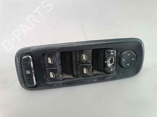 Used Left front window switch CITROËN C8 (EA_, EB_) 2.0 HDi 135 (136 hp) 19398578