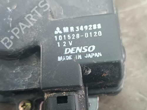 Rear right lock MITSUBISHI PAJERO III (V7_W, V6_W) 3.2 Di-D (V68W) | BP23104103C99 
