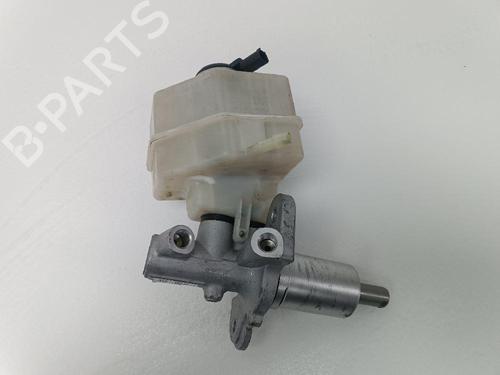 Used Brake master cylinder BMW X3 (E83) 3.0 i xDrive (231 hp) 25797726