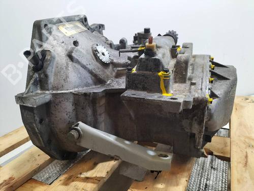 Gearbox CHRYSLER VOYAGER / GRAND VOYAGER III (GS_, NS_) 2.5 TD | BP13578702M3 