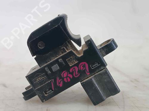 Left rear window switch NISSAN NAVARA NP300 (D40) 2.5 dCi 4WD | BP19520344I29 