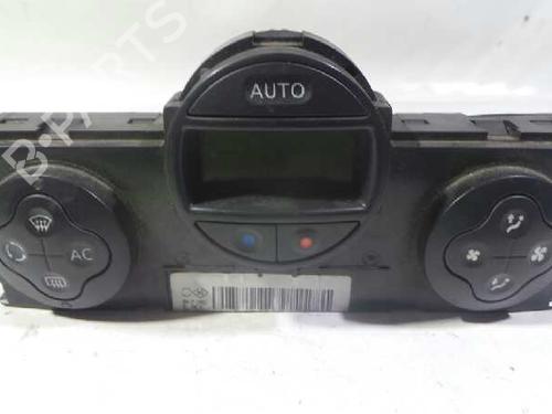 Commande Chauffage RENAULT MEGANE II Saloon (LM0/1_) 1.5 dCi (LM1E) (106 hp) 12614925