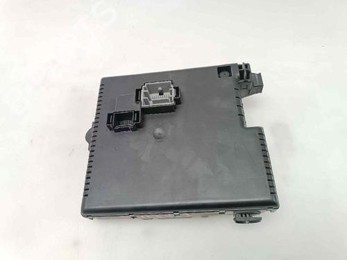 Used Fuse box VOLVO XC90 I (275) D5 AWD (185 hp) 17328318