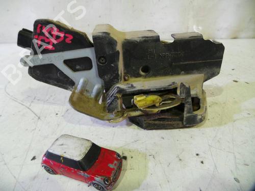 Rear left lock HYUNDAI SANTA FÉ I (SM) 2.0 CRDi 4x4 | BP12621991C100 