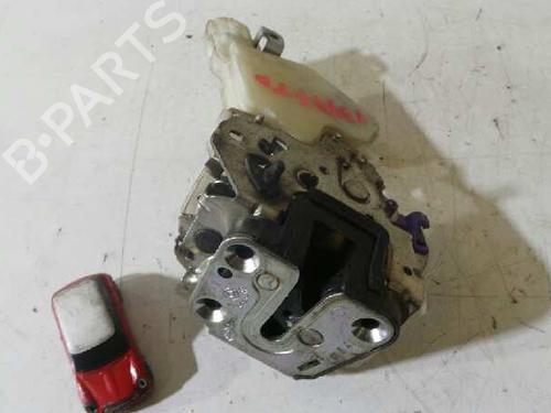 Used Rear right lock NISSAN X-TRAIL I (T30) [2001-2013]  12905787