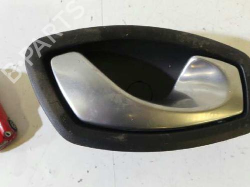 Used Front right interior door handle RENAULT LAGUNA III (BT0/1) [2007-2015]  18505684