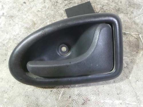 Used Front right interior door handle NISSAN PRIMASTAR Van (X83) 2.0 dCi 115 (114 hp) 12614243