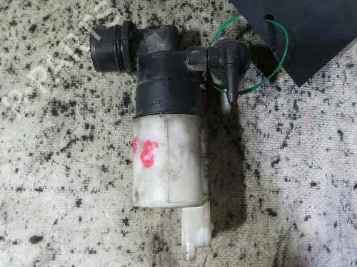Used Washer pump RENAULT MEGANE II Estate (KM0/1_) 2.0 dCi (150 hp) 15269974