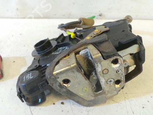 Front left lock TOYOTA COROLLA (_E12_) 2.0 D-4D (CDE120R, CDE120L_) | BP12619224C98 