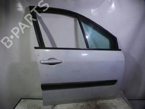 Used Right front door RENAULT SCÉNIC II (JM0/1_) [2003-2010]  12621069
